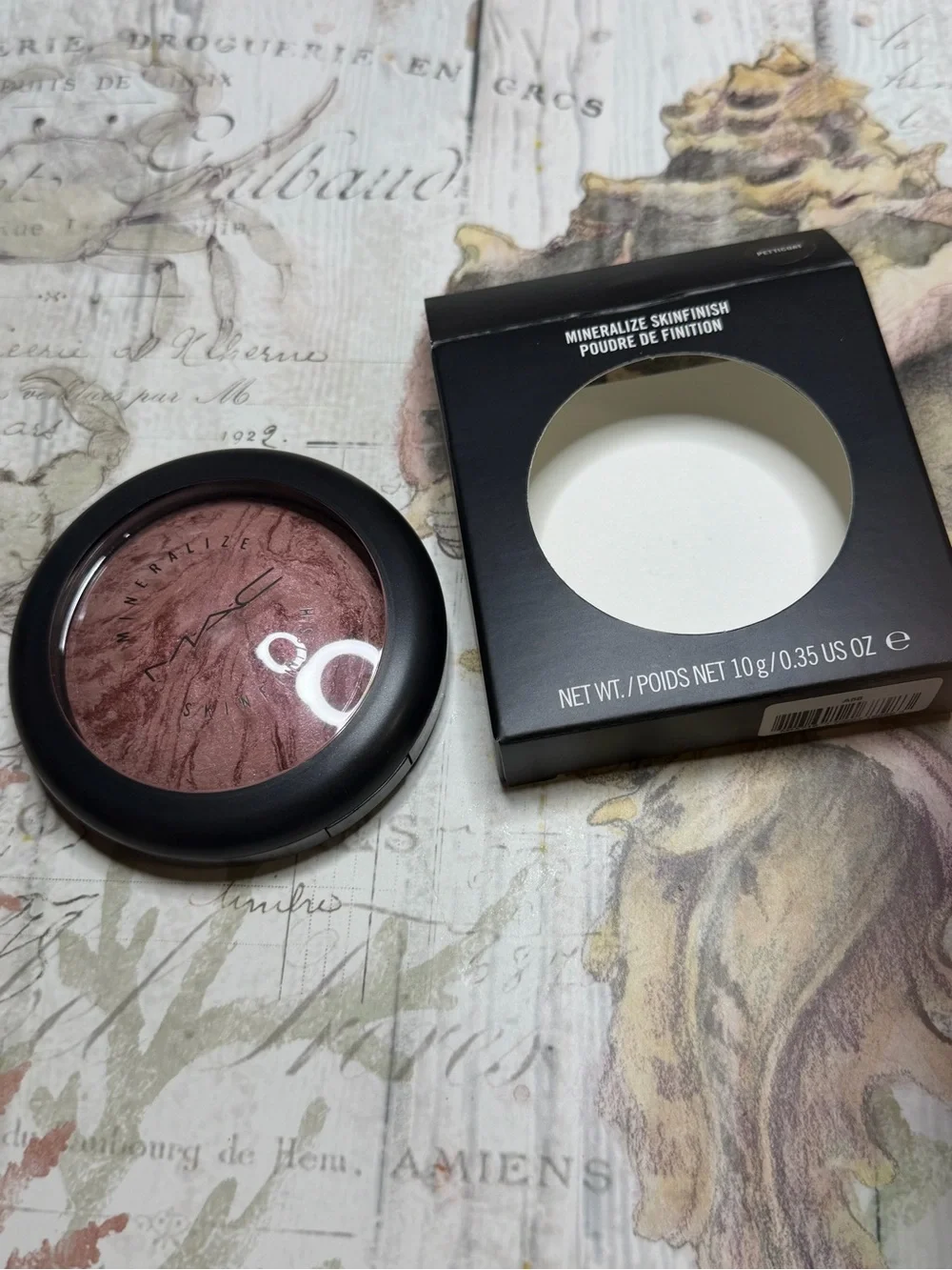 MAC COSMETICS BNIB PETTICOAT Mineralize Skinfish MSF VERY RARE LIMITED!